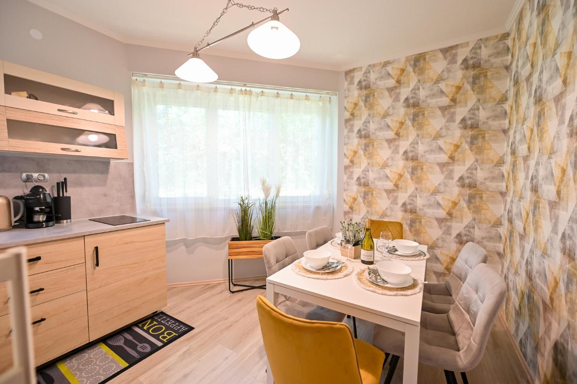 Bellavista 2 Apartman Eger Eksteriør billede