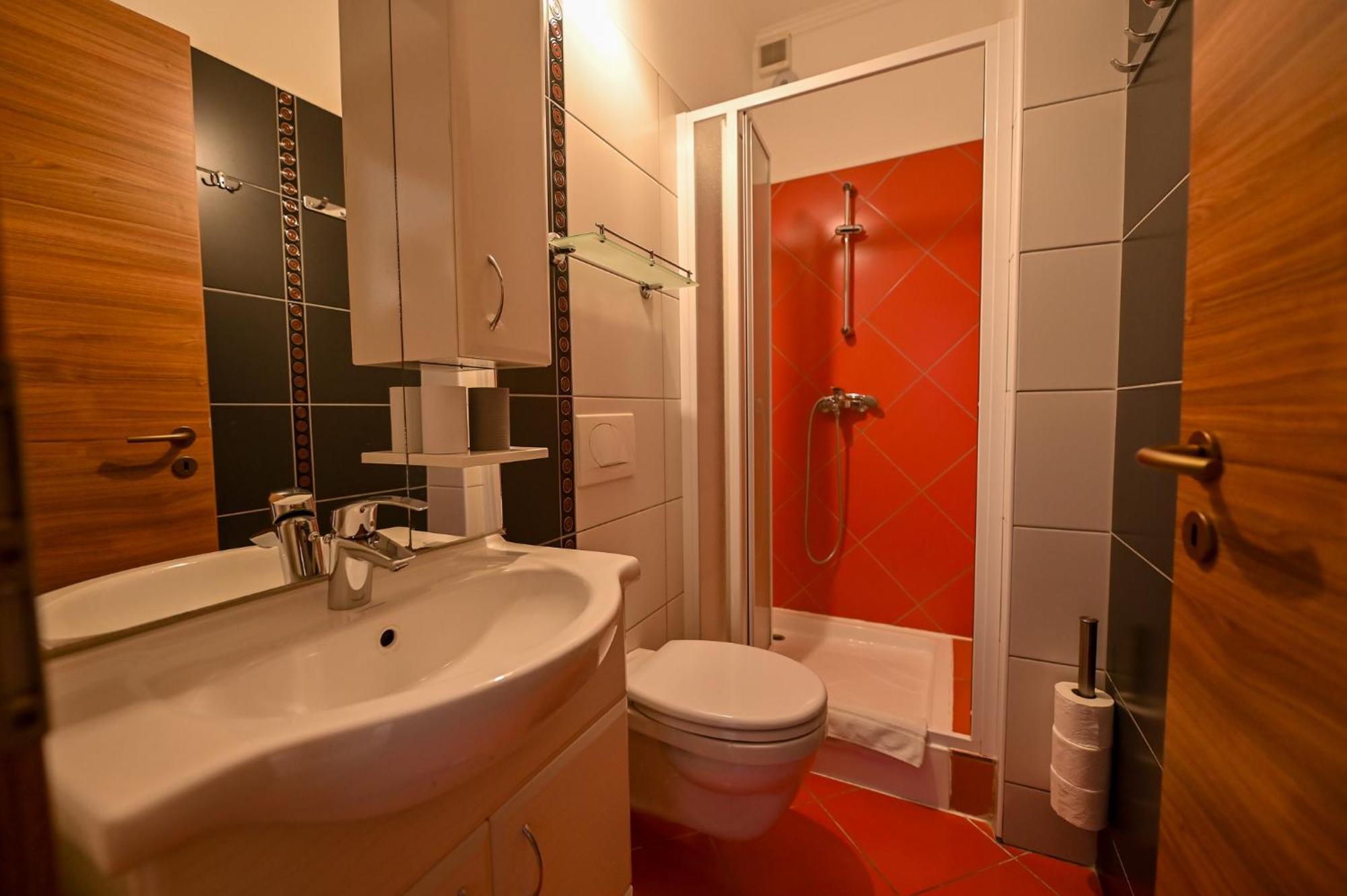 Bellavista 2 Apartman Eger Eksteriør billede